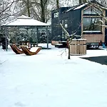 My-tinyhouse Semesterbostad *